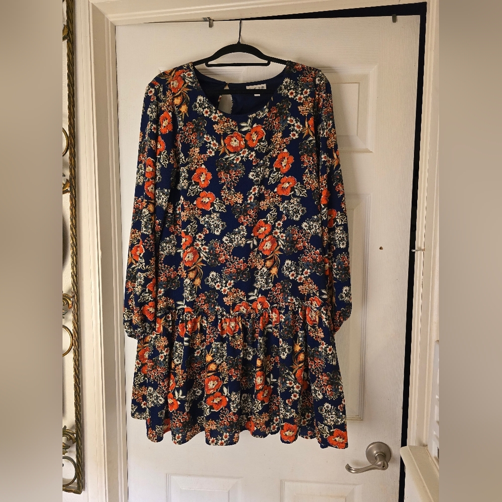 Vintage Studio B Size Large Floral Dress Above the Knee